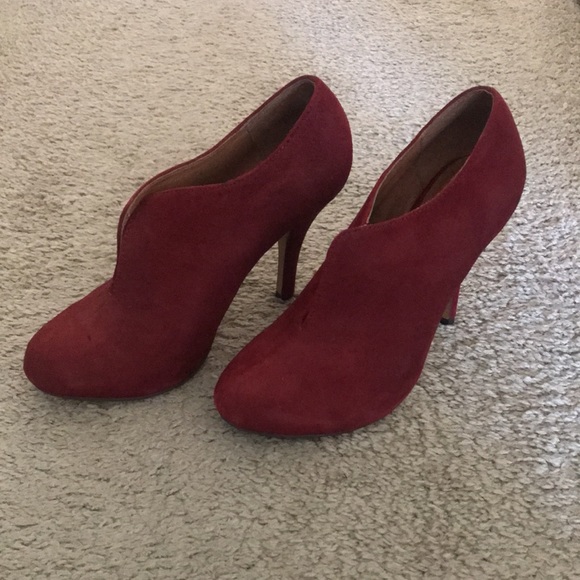 Red velvet ankle boots - Picture 4 of 4